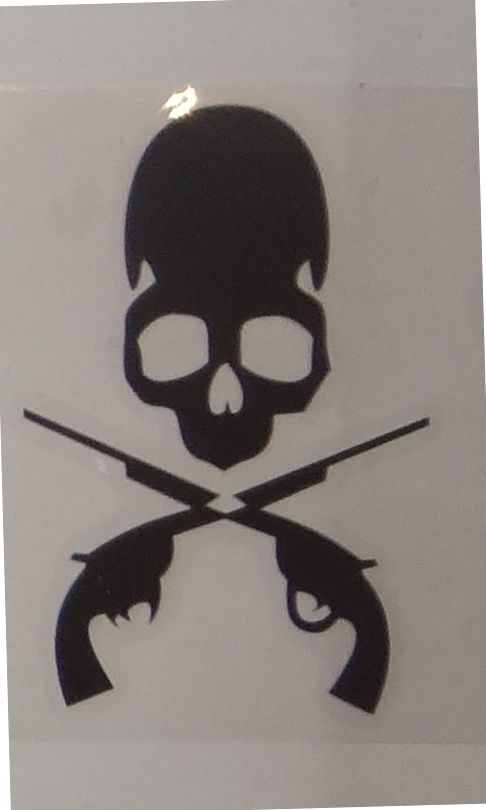 Totenkopf Sticker klein mit Gewehr Skull
